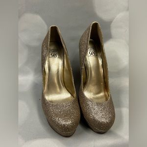 Speed Limit 98 gold glittered shimmery stiletto size 8‎ 1/2 heel